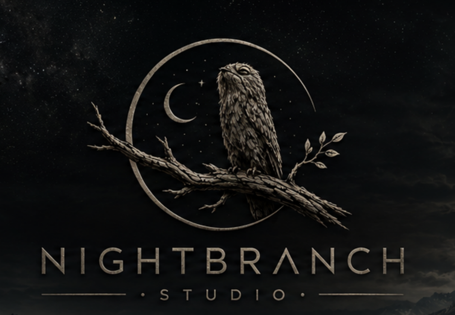 Nightbranch Studio Logo mit Potoo auf einem Ast vor nächtlichem Himmel